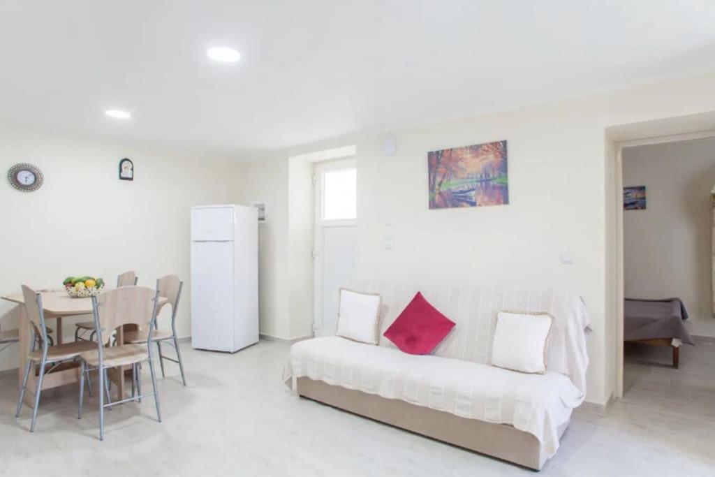 Newly Reconstructed Flat 107Sqm! Daire Hanya Dış mekan fotoğraf