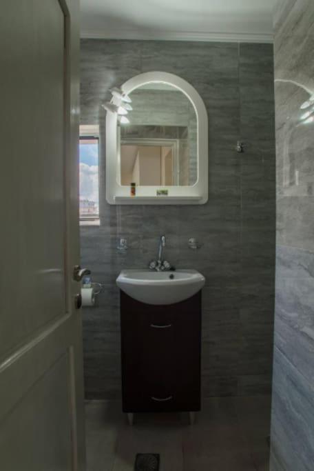 Newly Reconstructed Flat 107Sqm! Daire Hanya Dış mekan fotoğraf